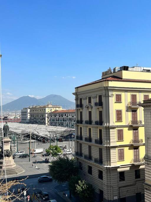 Apartment A Quattro Passi Dalla Stazione Naples